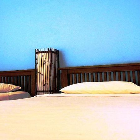 Smile House Guesthouse เชียงใหม่ ภายนอก รูปภาพ