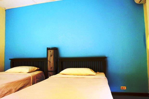 Smile House Guesthouse เชียงใหม่ ภายนอก รูปภาพ