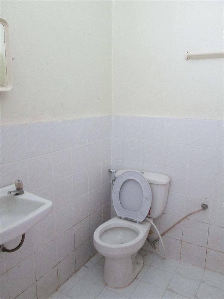 Smile House Guesthouse เชียงใหม่ ภายนอก รูปภาพ