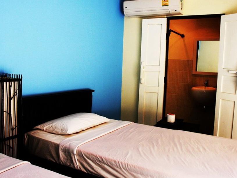 Smile House Guesthouse เชียงใหม่ ภายนอก รูปภาพ